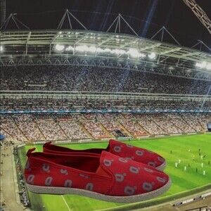 Ohio State Slip ons. 5/$15